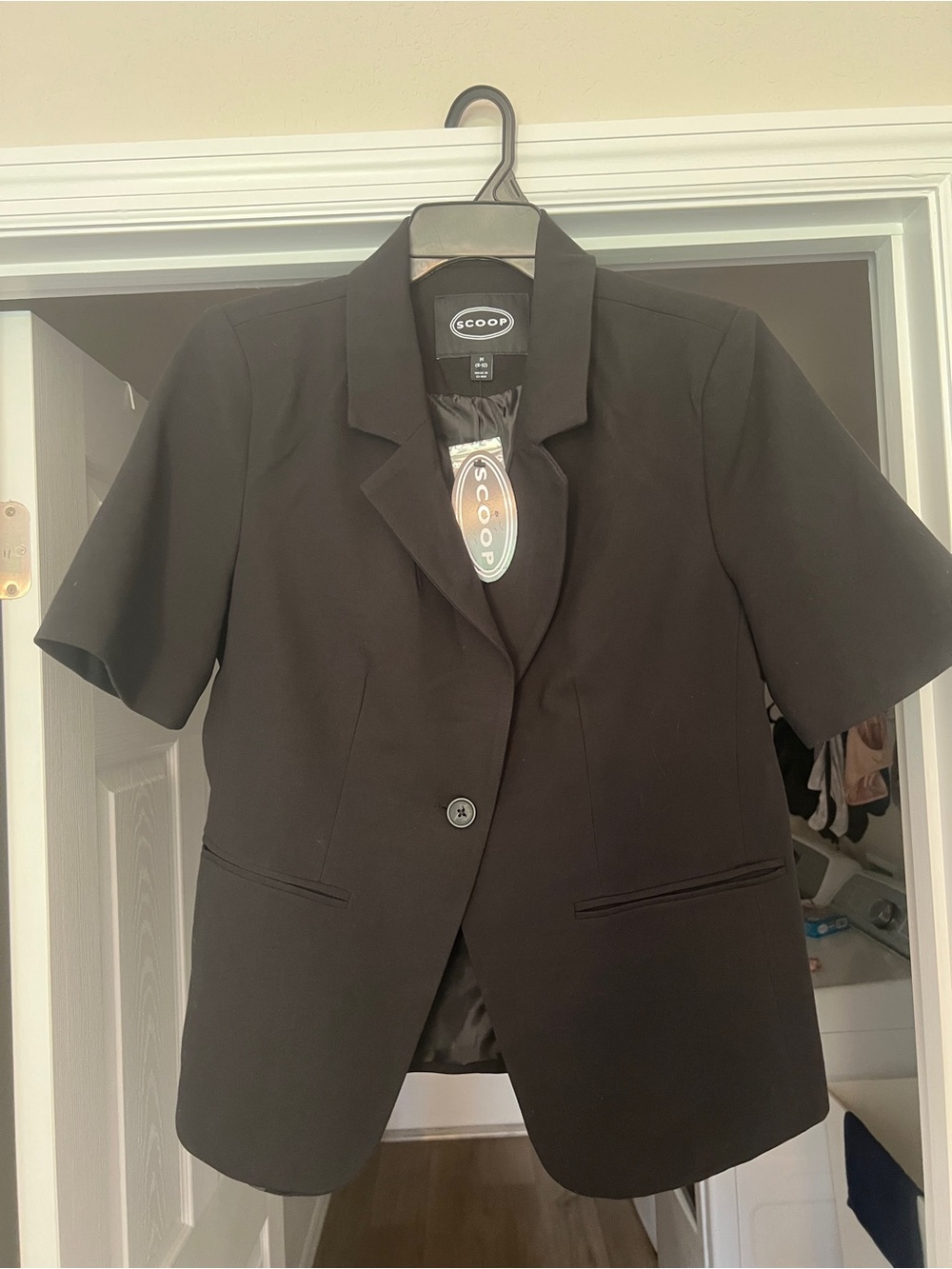 Black Short-Sleeve Satin line Women's Blazer M Nicely Made - Picture 4 of 5
